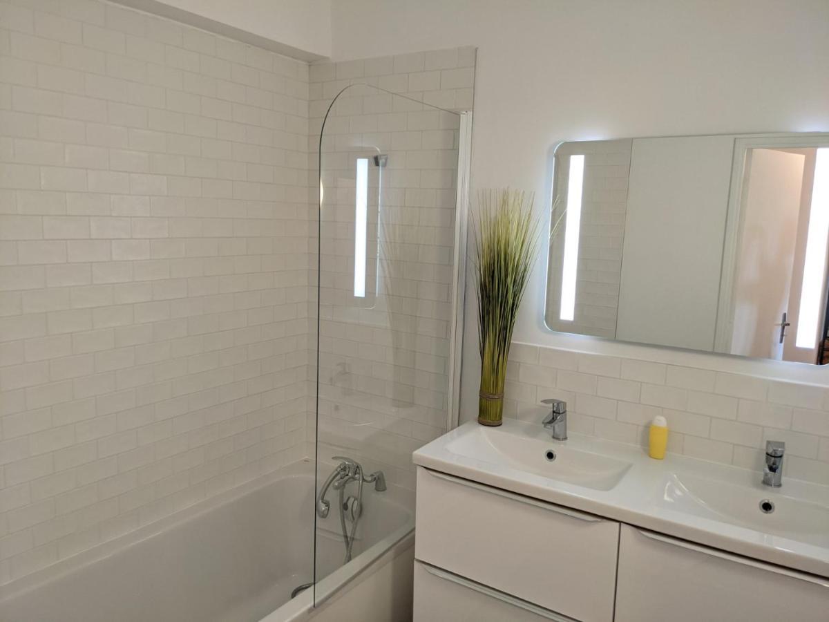 Cosy Iris 3Ch - Stationnement Gratuit - Lumineux Apartment Pau Exterior foto